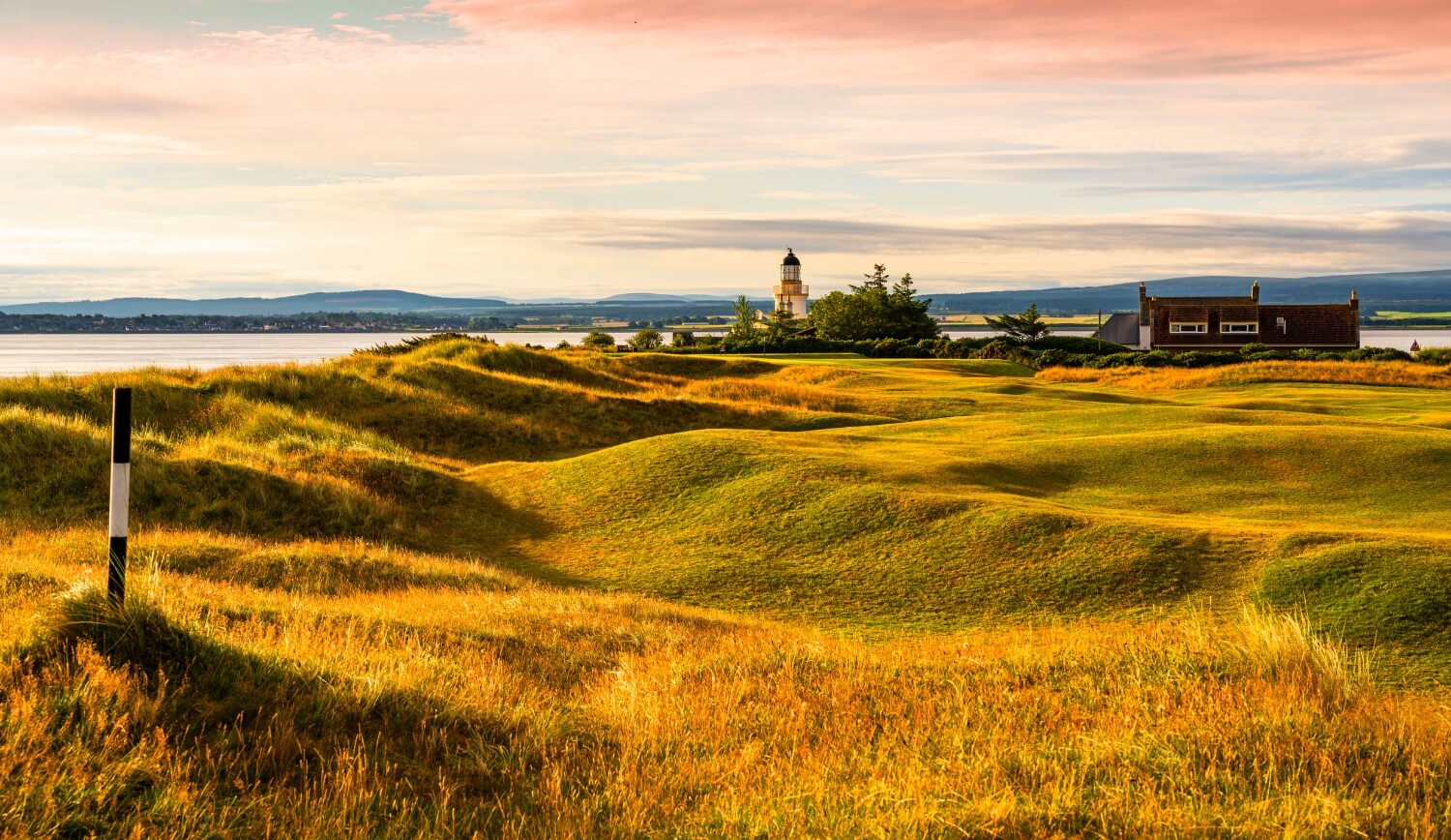 Fortrose and Rosemarkie Signature Hole Lighthouse